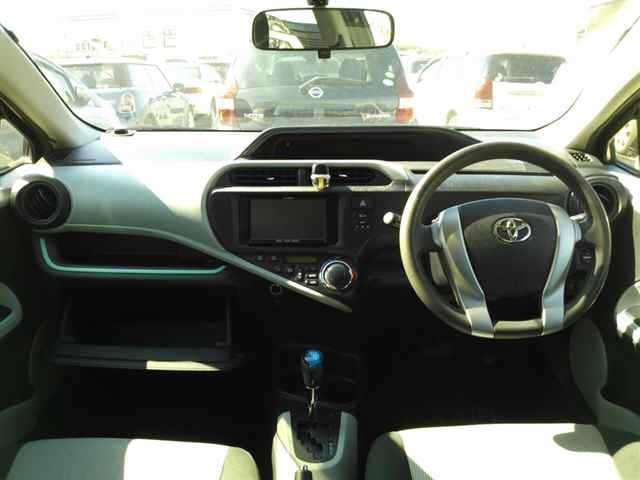 Toyota AQUA 2012 7253548-8