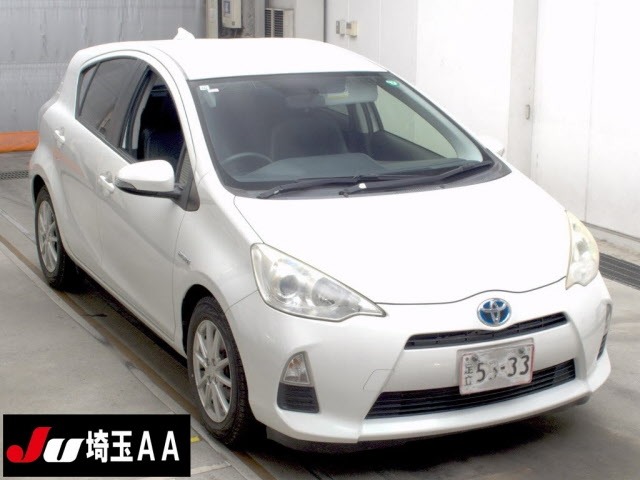 Toyota AQUA 2013 7253572-0