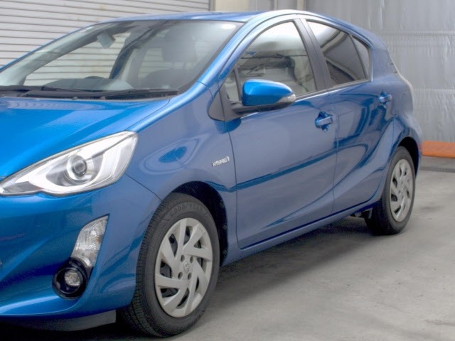 Toyota AQUA 2015 7253573-4