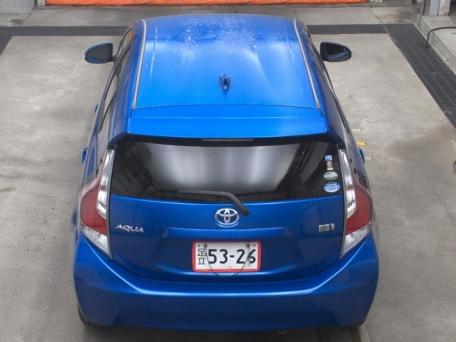 Toyota AQUA 2015 7253573-7