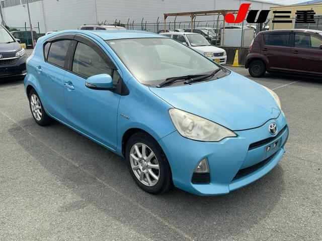 Toyota AQUA 2013 7253590-0