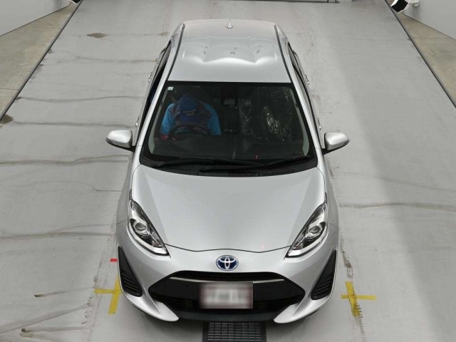 Toyota AQUA 2019 7253592-7