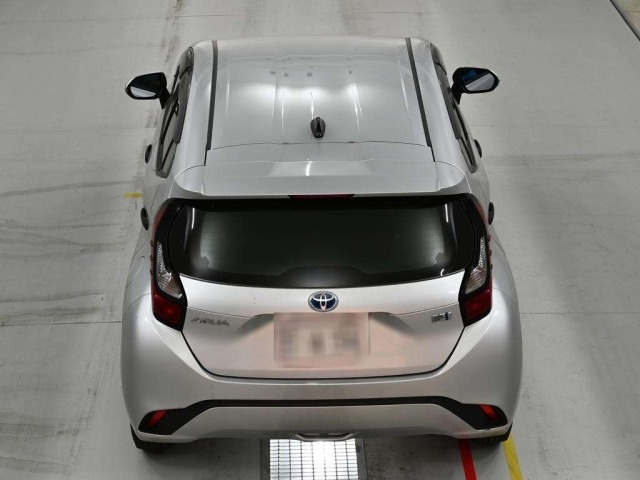 Toyota AQUA 2023 7253593-8