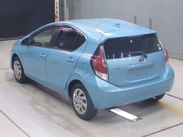 Toyota AQUA 2015 7253594-6