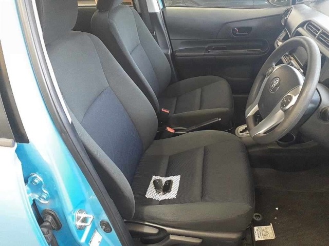 Toyota AQUA 2015 7253594-8
