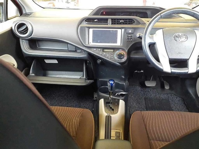Toyota AQUA 2013 7253597-9