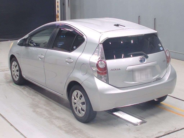Toyota AQUA 2012 7253599-6