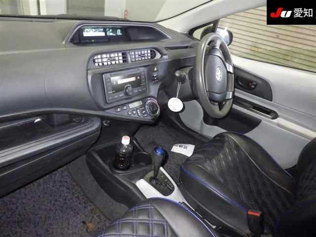 Toyota AQUA 2012 7253600-3