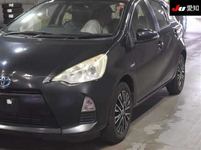 Toyota AQUA 2012 7253600-7