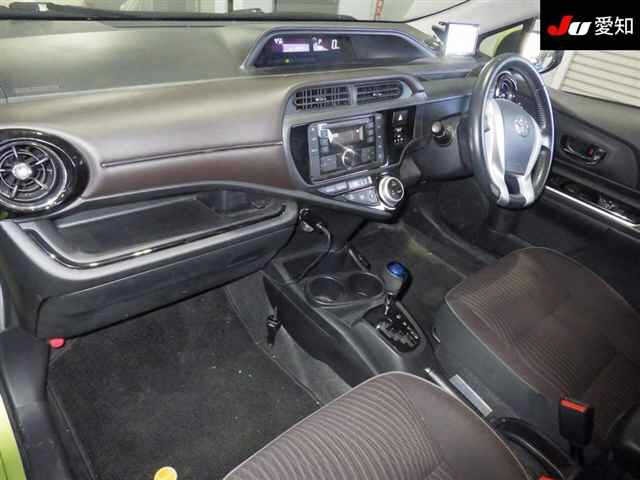 Toyota AQUA 2015 7253601-3