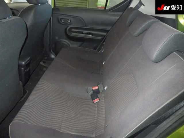 Toyota AQUA 2015 7253601-4