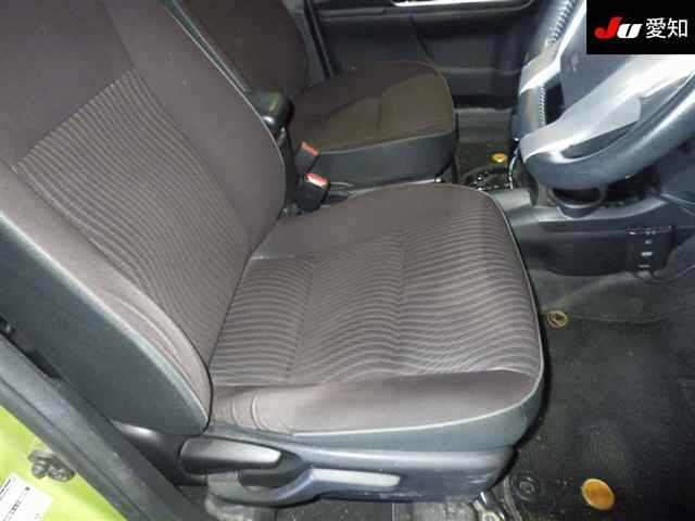 Toyota AQUA 2015 7253601-6