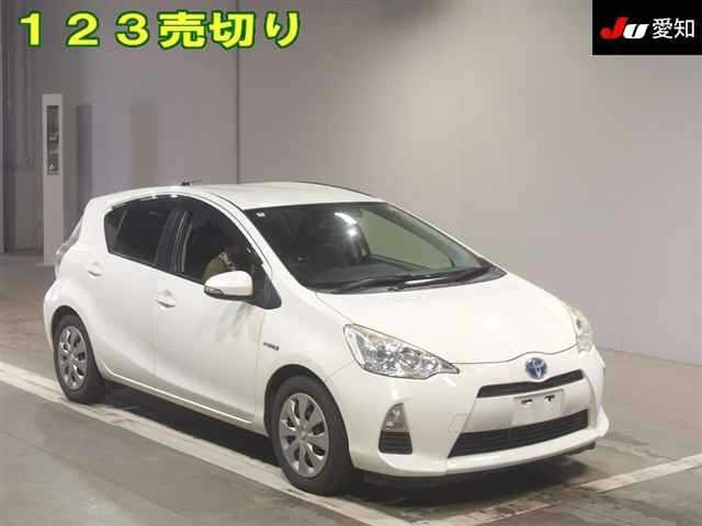 Toyota AQUA 2014 7253602-0