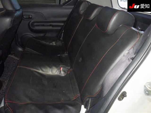 Toyota AQUA 2014 7253602-4