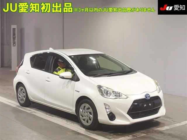 Toyota AQUA 2015 7253603-0