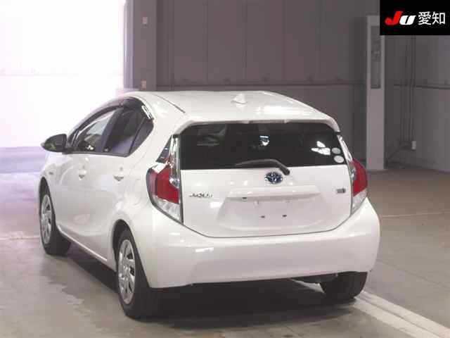 Toyota AQUA 2015 7253603-1