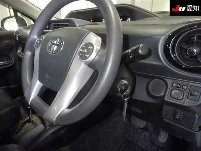 Toyota AQUA 2015 7253603-5