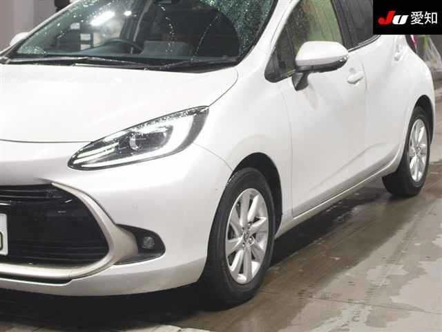 Toyota AQUA 2022 7253604-7