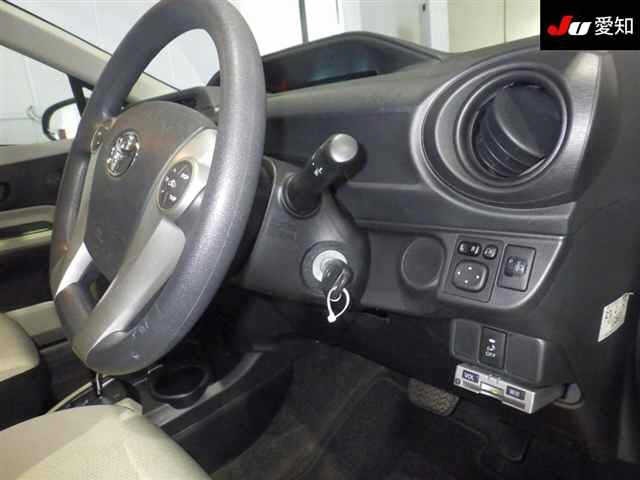 Toyota AQUA 2014 7253605-5