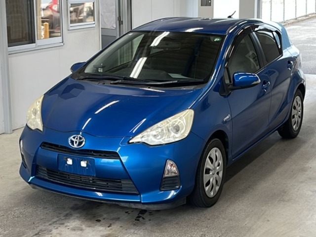 Toyota AQUA 2013 7253627-0