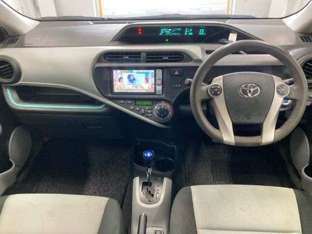 Toyota AQUA 2013 7253628-3