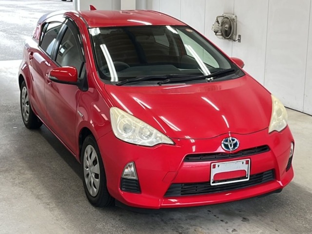 Toyota AQUA 2013 7253628-4