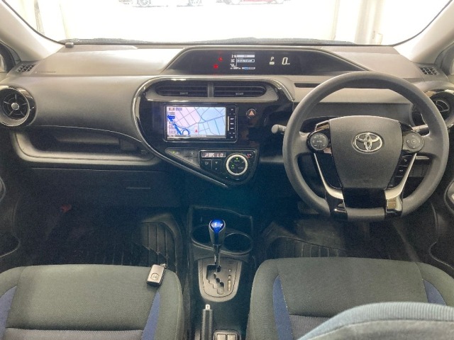 Toyota AQUA 2017 7253629-3