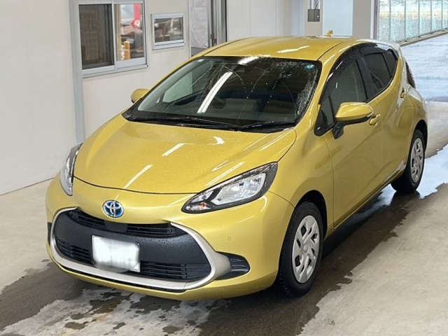 Toyota AQUA 2023 7253630-0