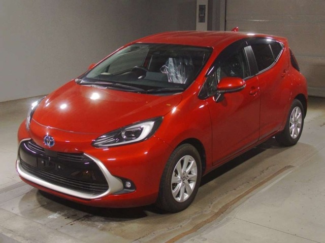Toyota AQUA 2023 7253633-0