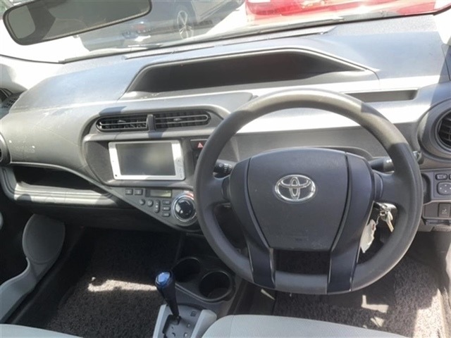 Toyota AQUA 2014 7253658-3