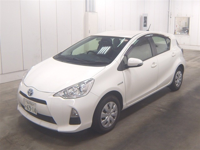 Toyota AQUA 2014 7253658-4