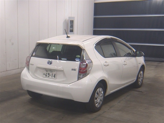 Toyota AQUA 2014 7253658-5