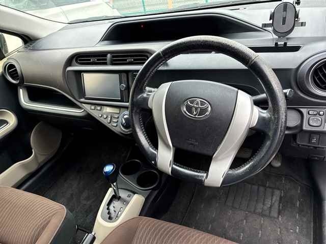 Toyota AQUA 2014 7253659-3