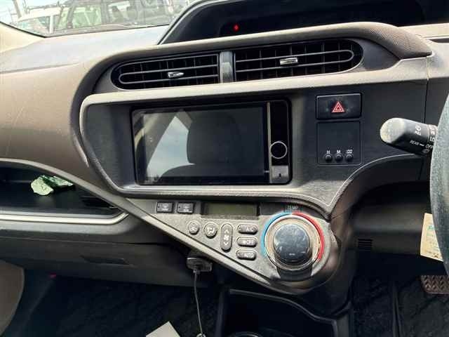 Toyota AQUA 2013 7253668-6