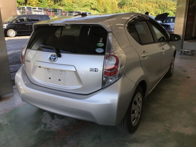 Toyota AQUA 2014 7253676-4