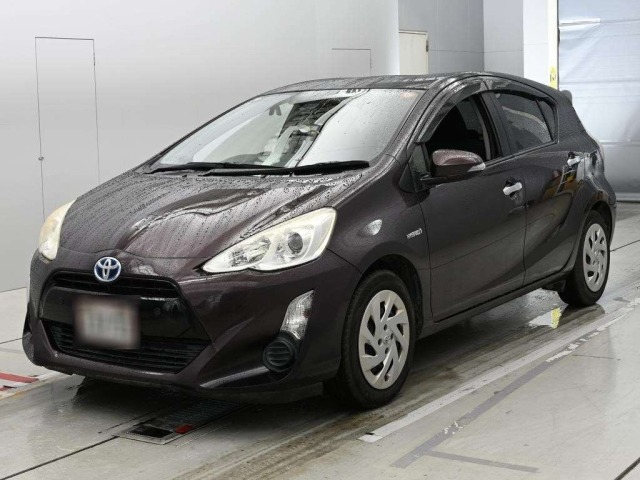 Toyota AQUA 2016 7253710-0