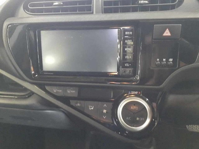Toyota AQUA 2016 7253710-12