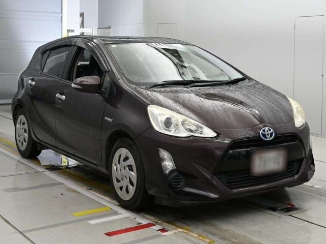 Toyota AQUA 2016 7253710-5