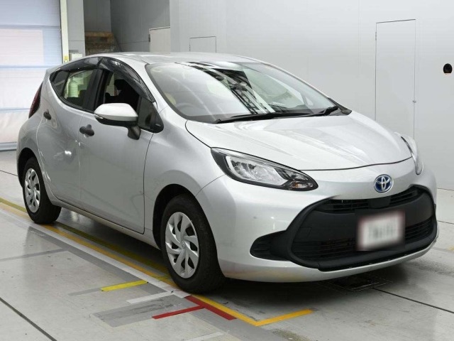 Toyota AQUA 2023 7253714-5