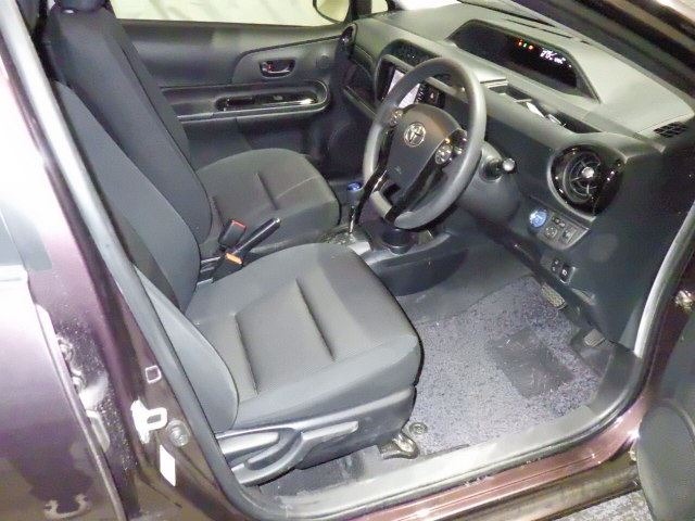 Toyota AQUA 2017 7253717-3