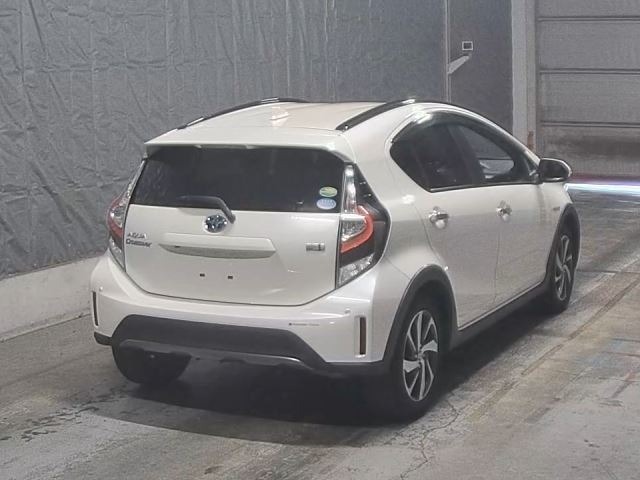 Toyota AQUA 2019 7253723-1