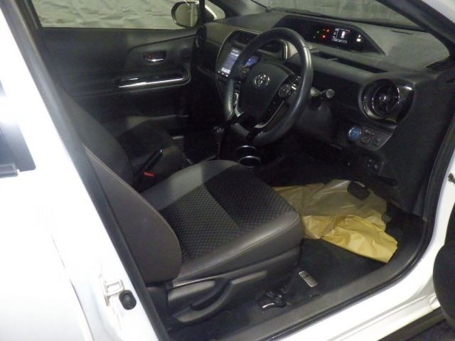 Toyota AQUA 2019 7253723-3