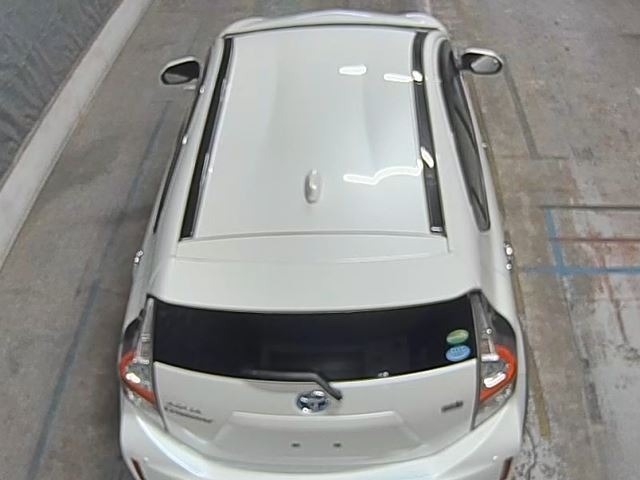 Toyota AQUA 2019 7253723-6