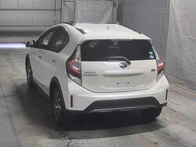 Toyota AQUA 2019 7253723-8