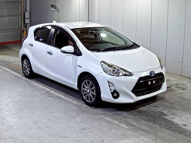 Toyota AQUA 2016 7253731-0