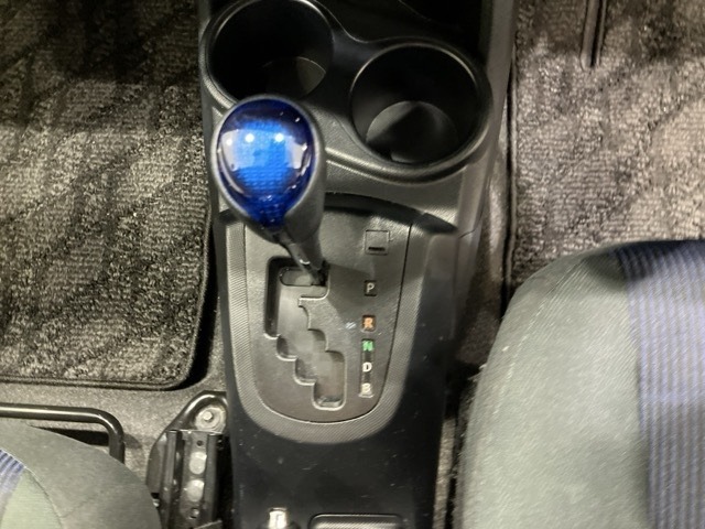 Toyota AQUA 2016 7253732-5