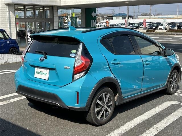 Toyota AQUA 2017 7253836-3