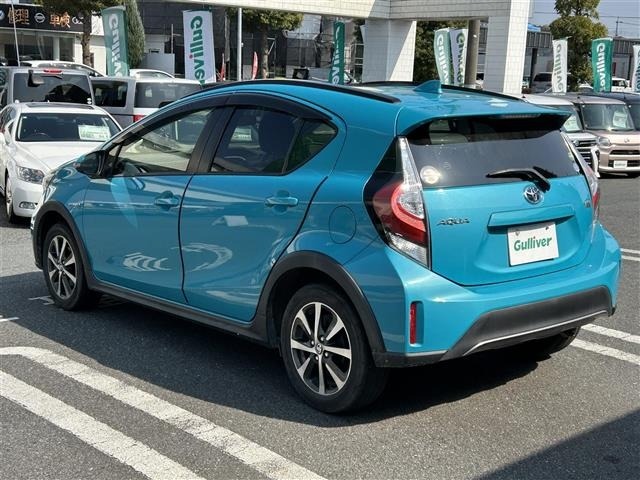 Toyota AQUA 2017 7253836-5