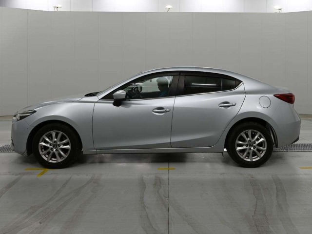 Mazda AXELA 2016 7242542-4