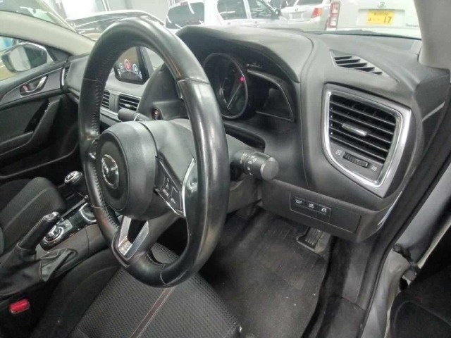 Mazda AXELA 2016 7242542-9